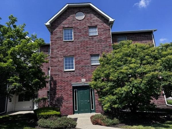 330 Leah Lane , Unit 3B, Woodstock, IL 60098