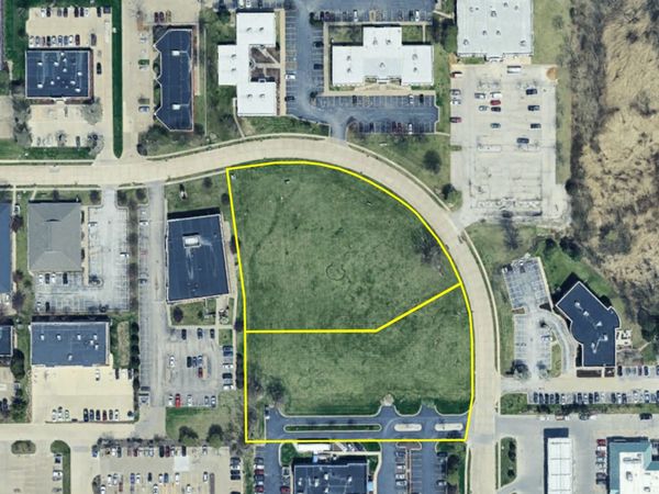 5350 Spring Street , Davenport, IA 52807