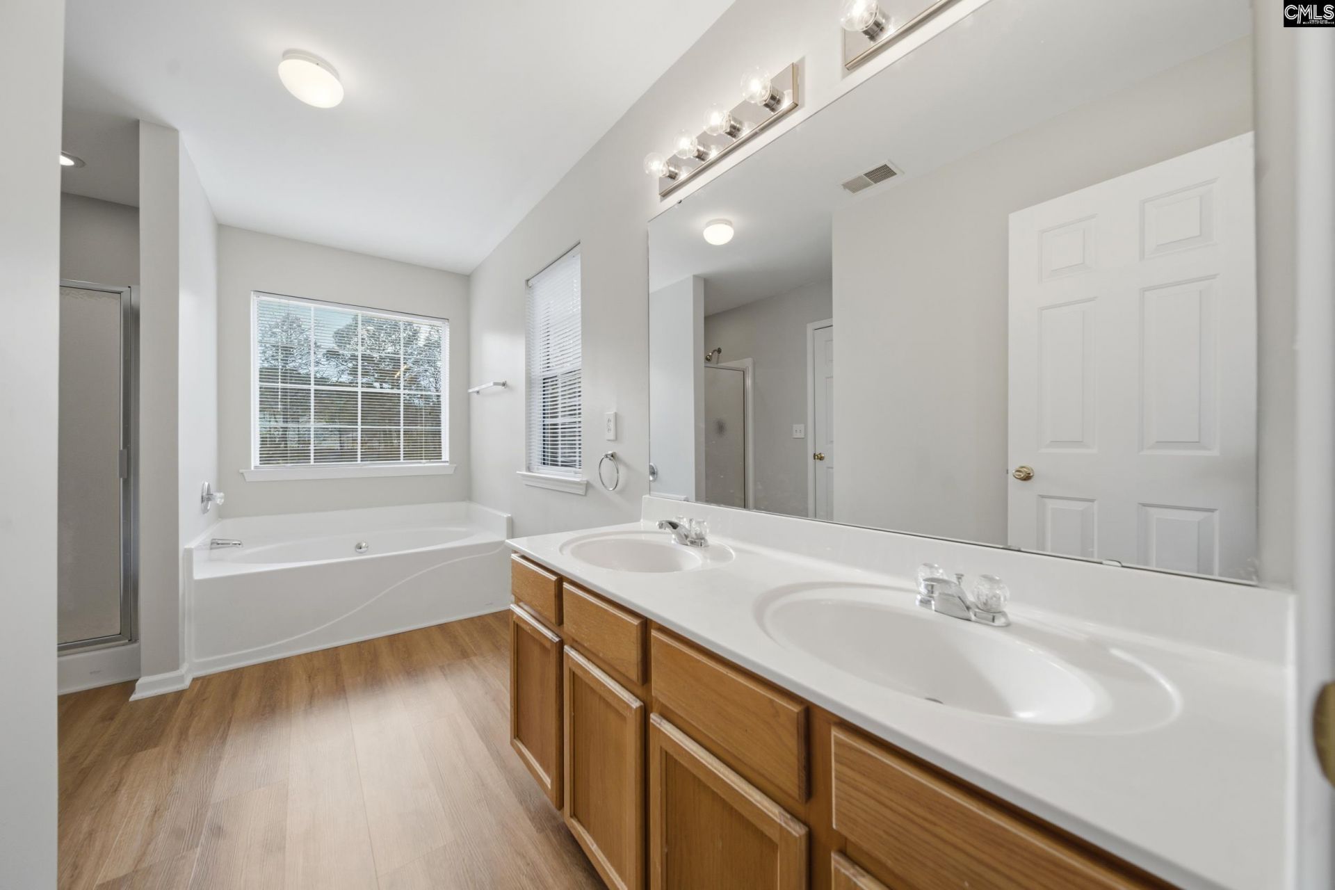 18 White Clover Court  Photo 19