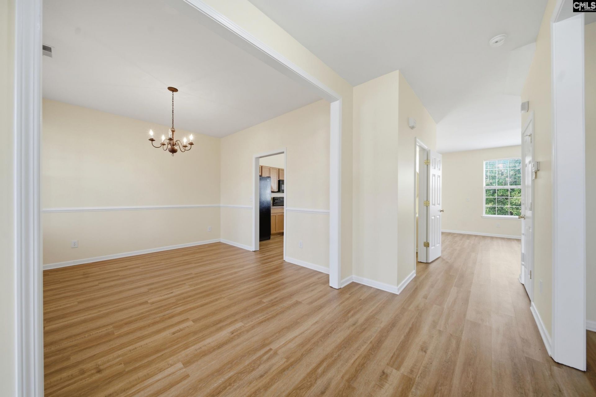 18 White Clover Court  Photo 5