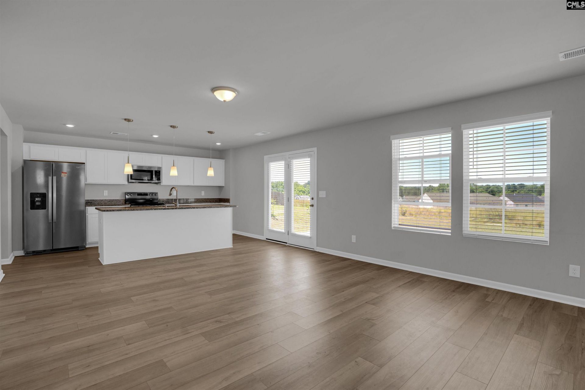 391 Aldergate Drive Photo 10