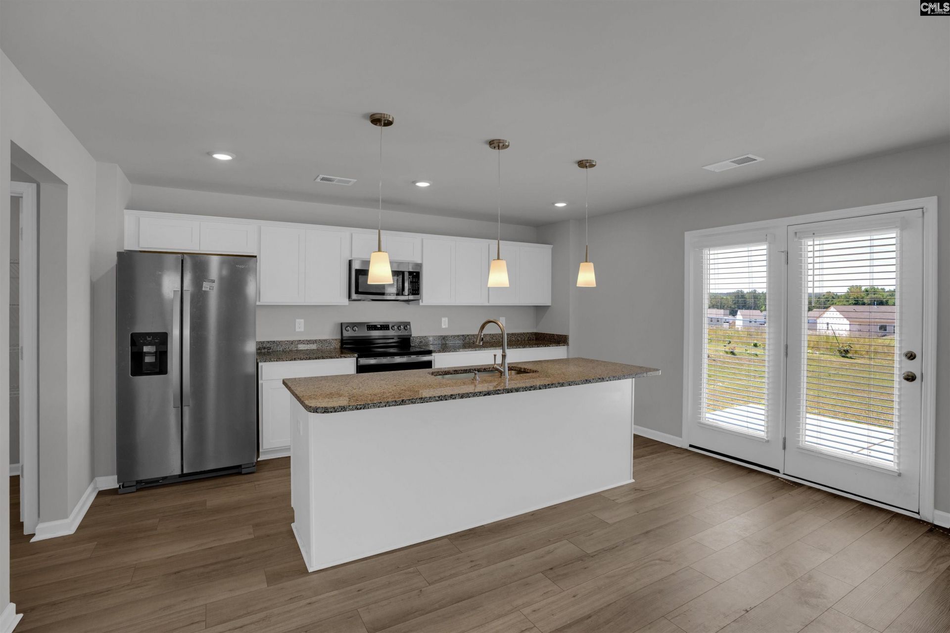391 Aldergate Drive Photo 12