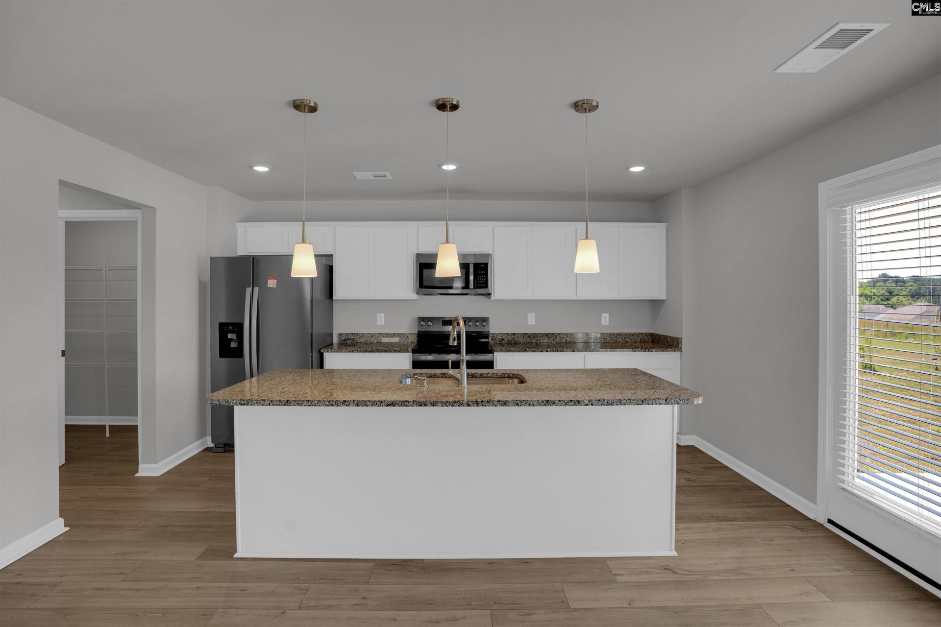 391 Aldergate Drive Photo 13
