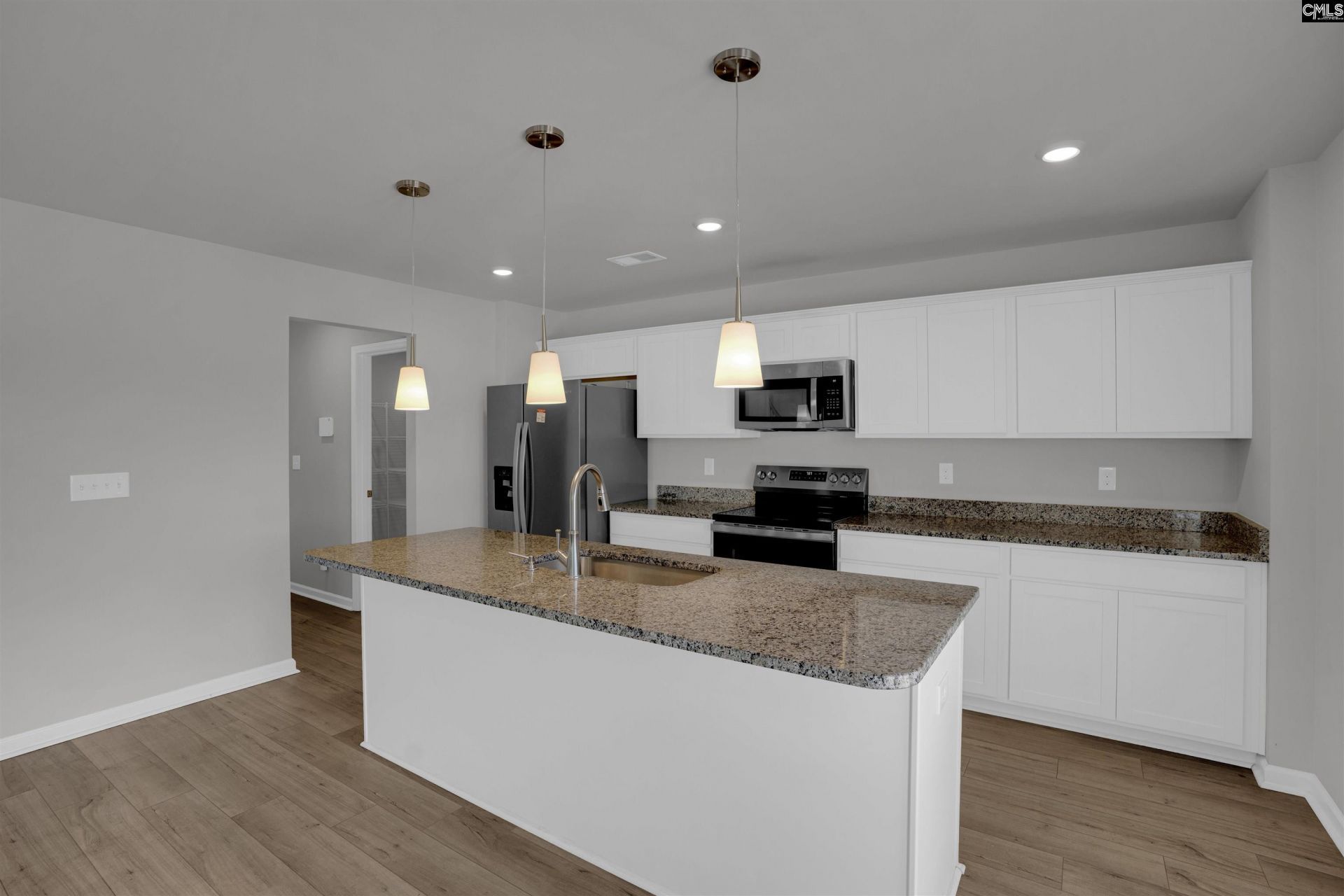 391 Aldergate Drive Photo 14