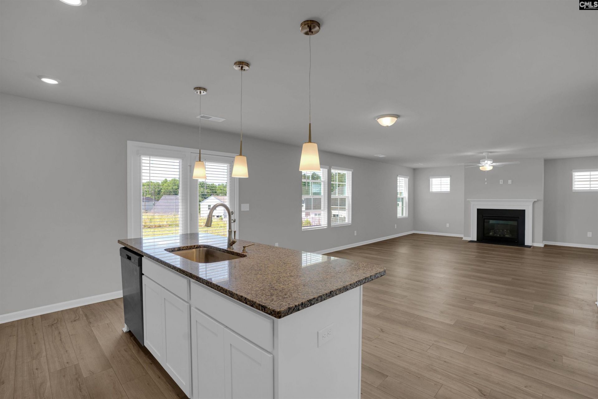 391 Aldergate Drive Photo 15