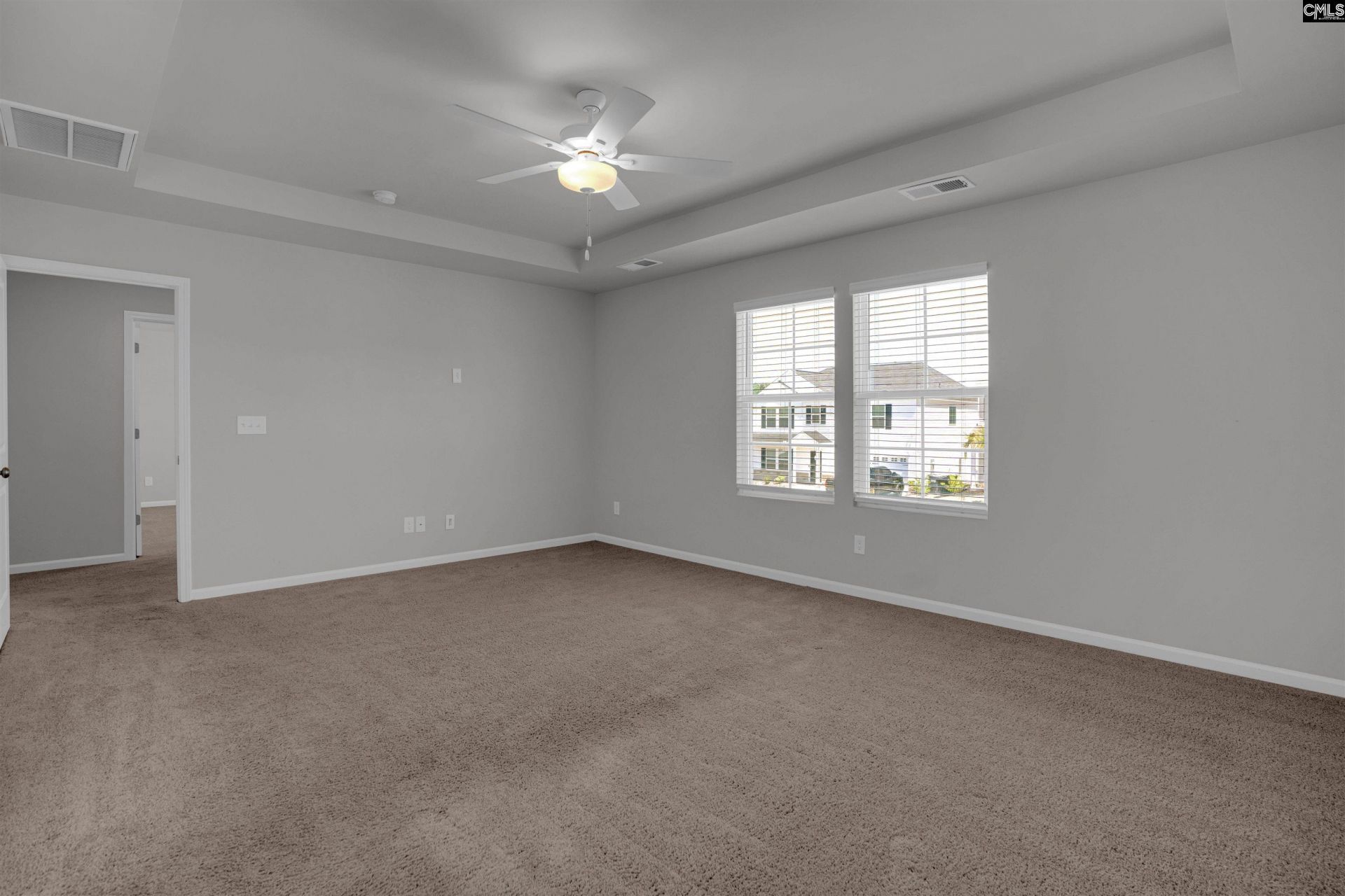 391 Aldergate Drive Photo 22