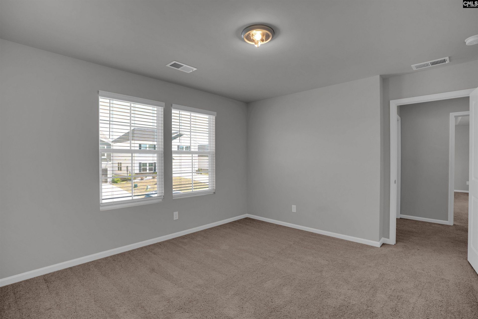391 Aldergate Drive Photo 28