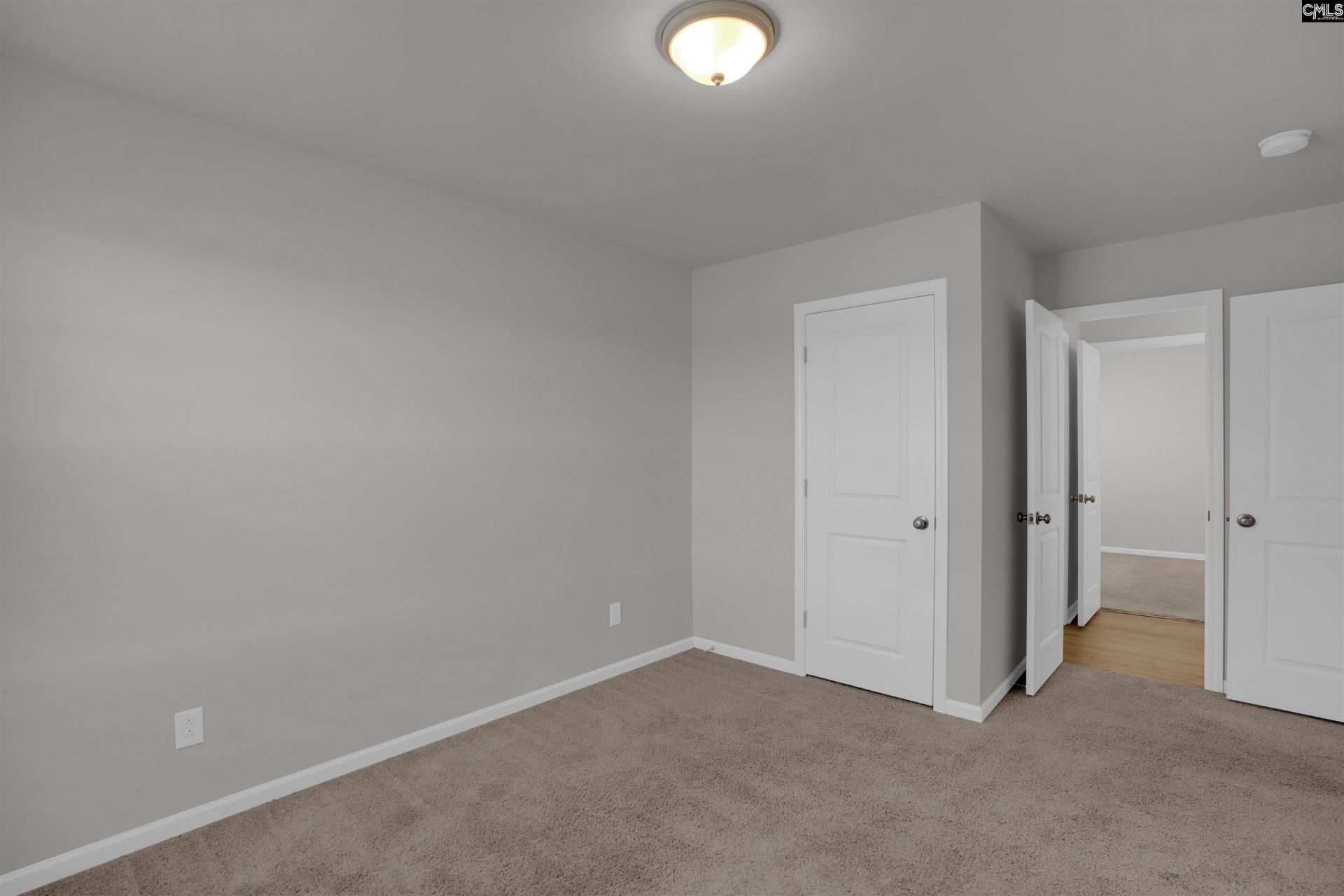 391 Aldergate Drive Photo 34