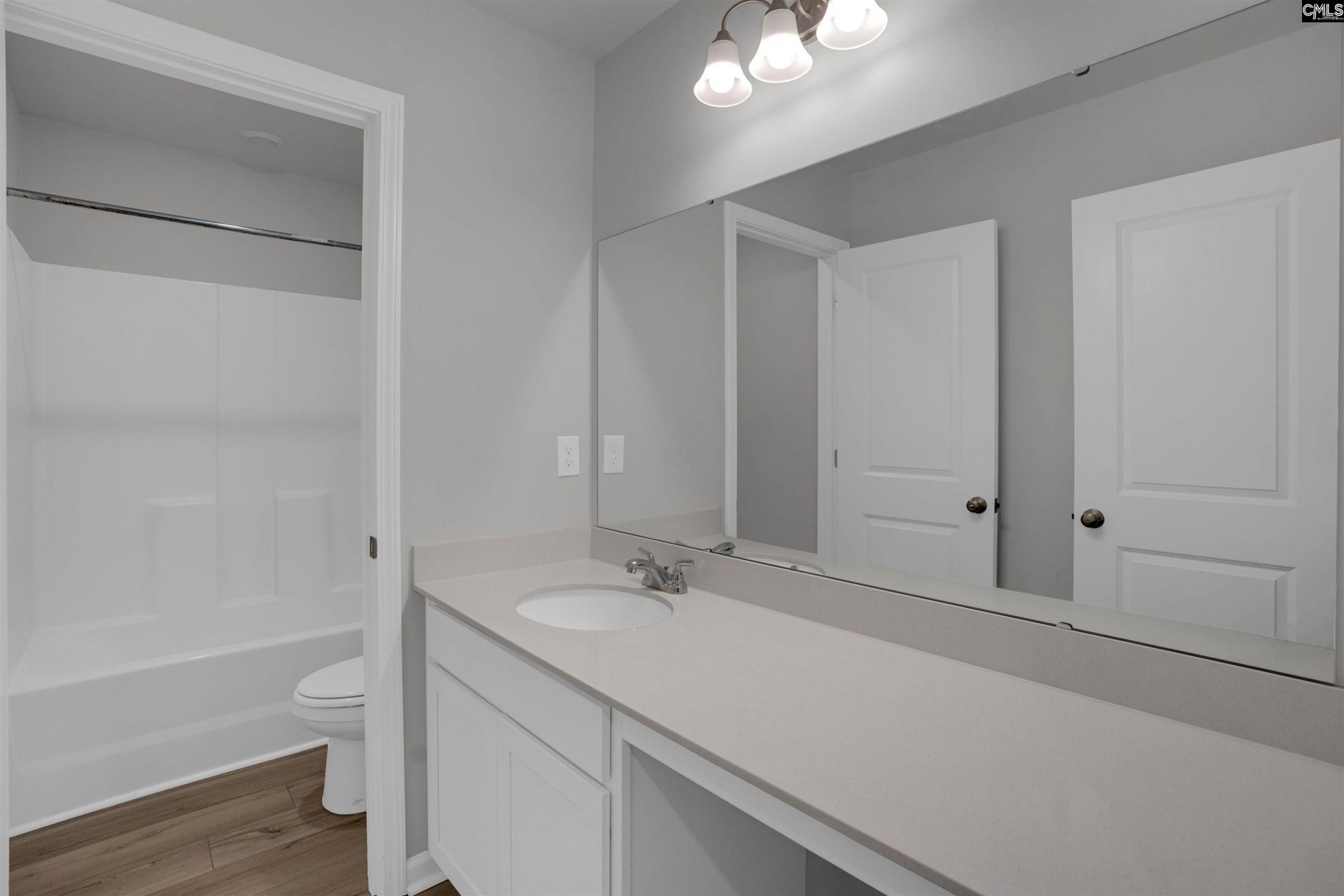 391 Aldergate Drive Photo 35
