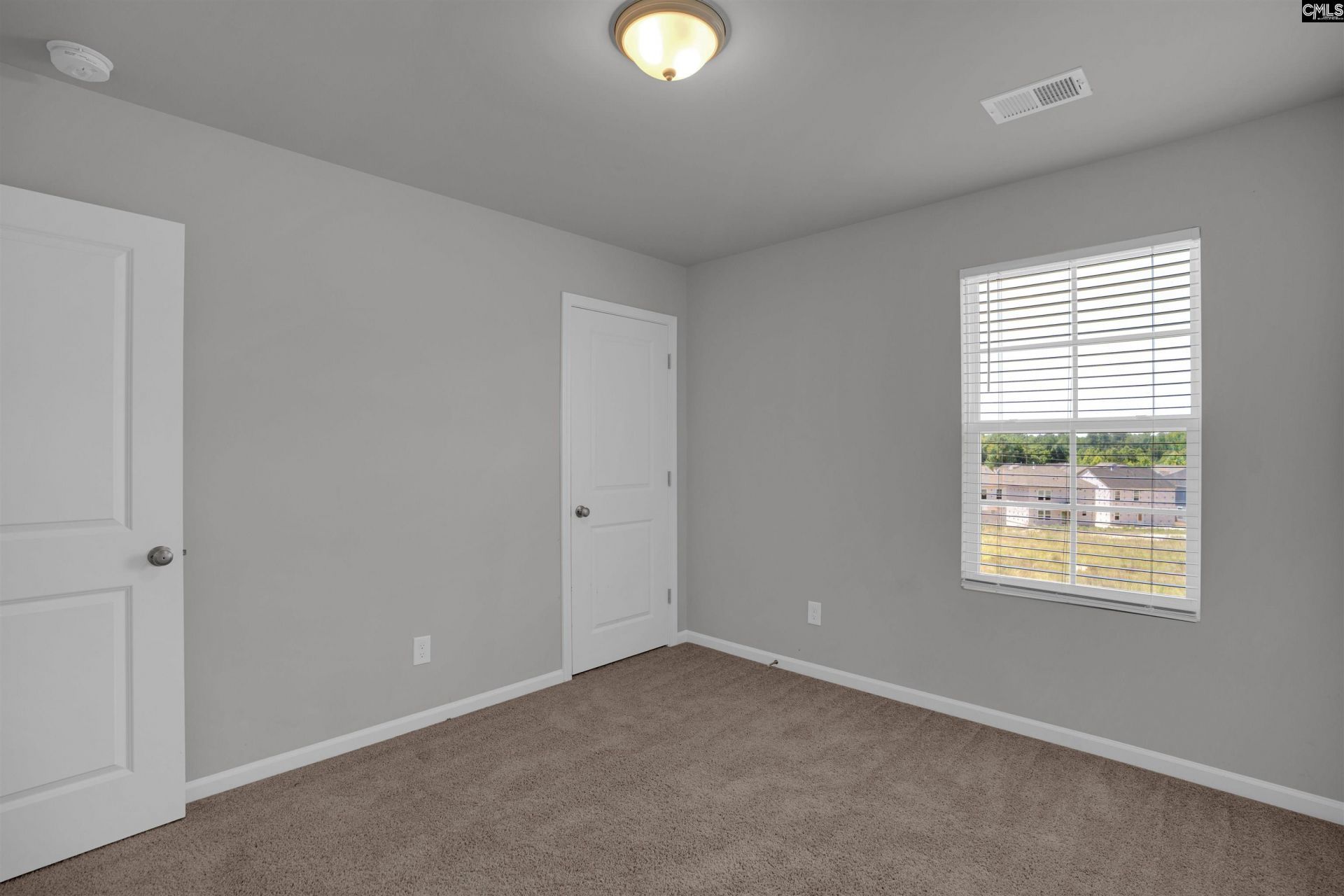 391 Aldergate Drive Photo 37