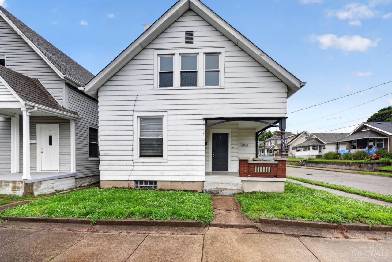 2074 Benninghofen Avenue, Hamilton, OH 45015 Main Photo