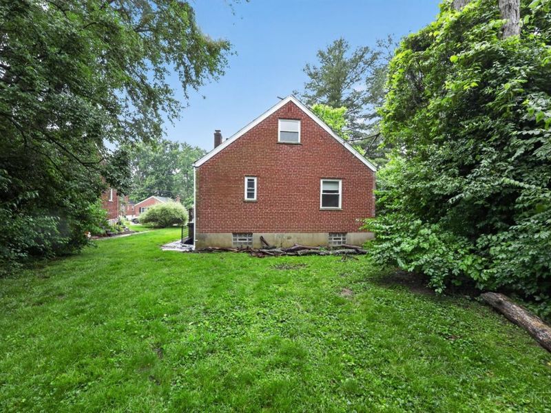 1398 Adams Road, Cincinnati, OH 45231 Photo 1