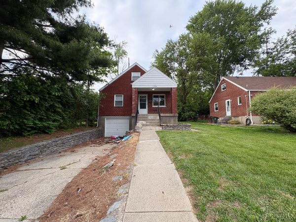 1398 Adams Road, Cincinnati, OH 45231