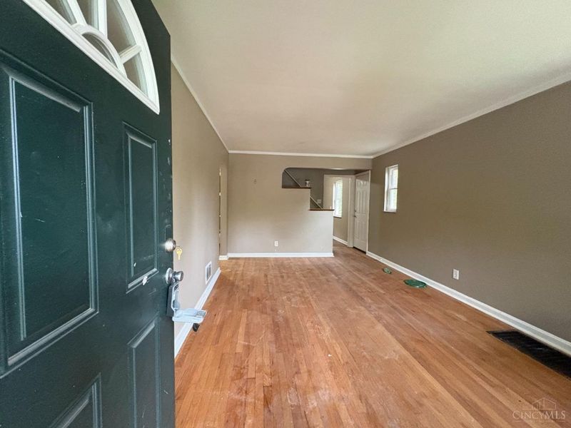 1398 Adams Road, Cincinnati, OH 45231 Photo 2