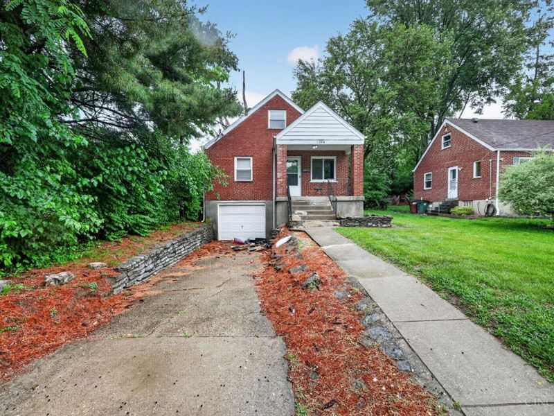 1398 Adams Road, Cincinnati, OH 45231 Photo 3