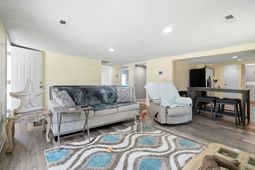 803 Melson St.  photo 4
