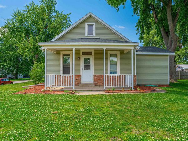 228 WILLARD Avenue, Lincoln, IL 62656