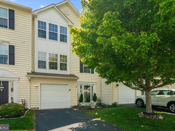 19 BAYBERRY LANE, POTTSTOWN, PA 19465