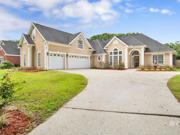 8847 Dawes Lake Road, Mobile, AL 36619
