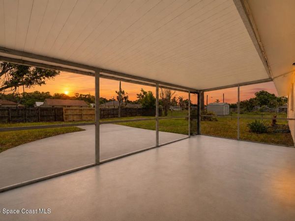901 Grandeur Street SE , Palm Bay, FL 32909