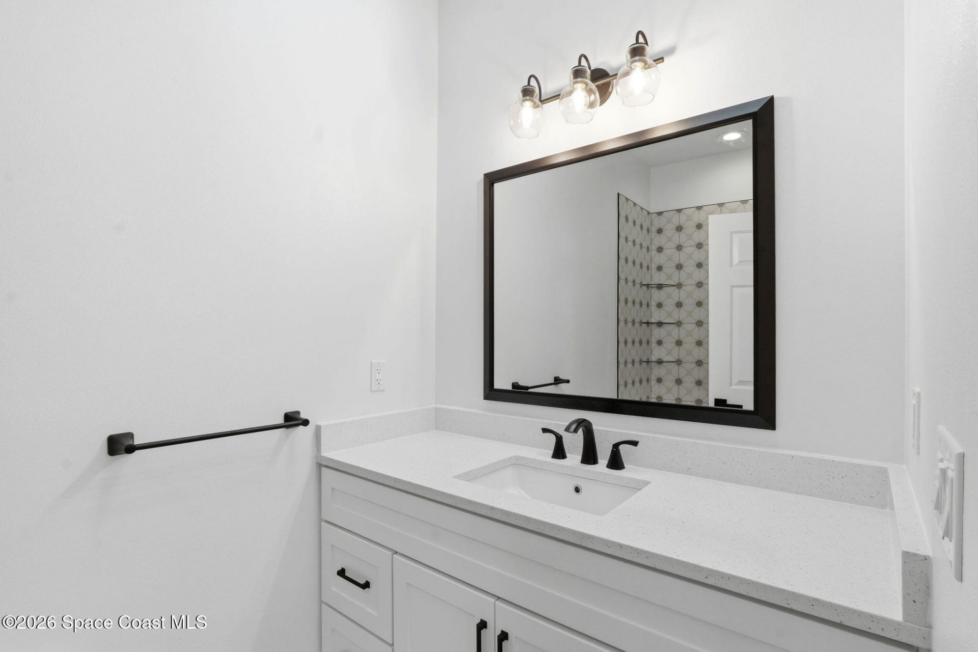 5075 Dixie Highway NE , Palm Bay, FL 32905 Photo
