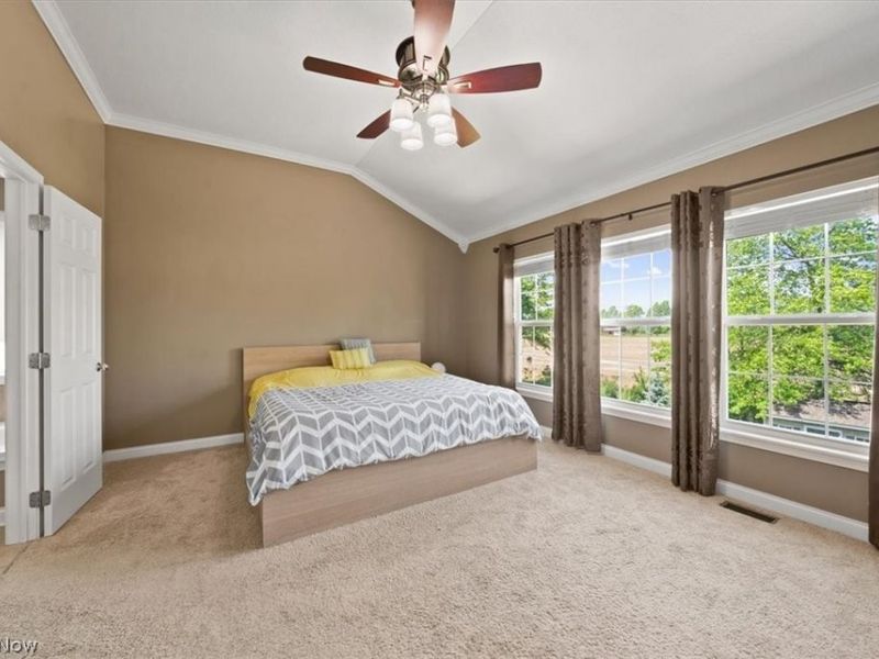 34592 Braemore Drive , North Ridgeville, OH 44039 Photo 17