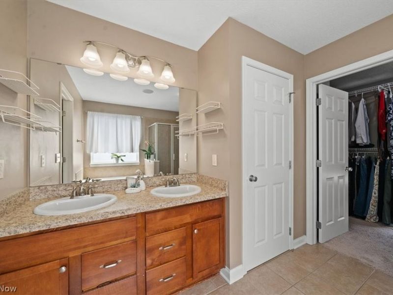 34592 Braemore Drive , North Ridgeville, OH 44039 Photo 21