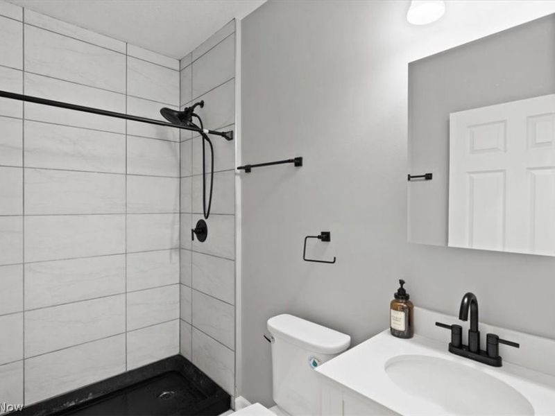 34592 Braemore Drive , North Ridgeville, OH 44039 Photo 35