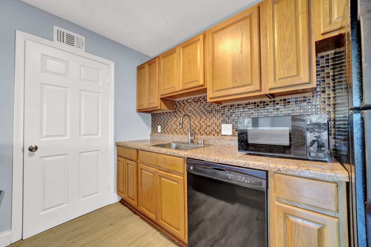 2301 N Congress Avenue, Unit 25, Boynton Beach, FL 33426 Photo