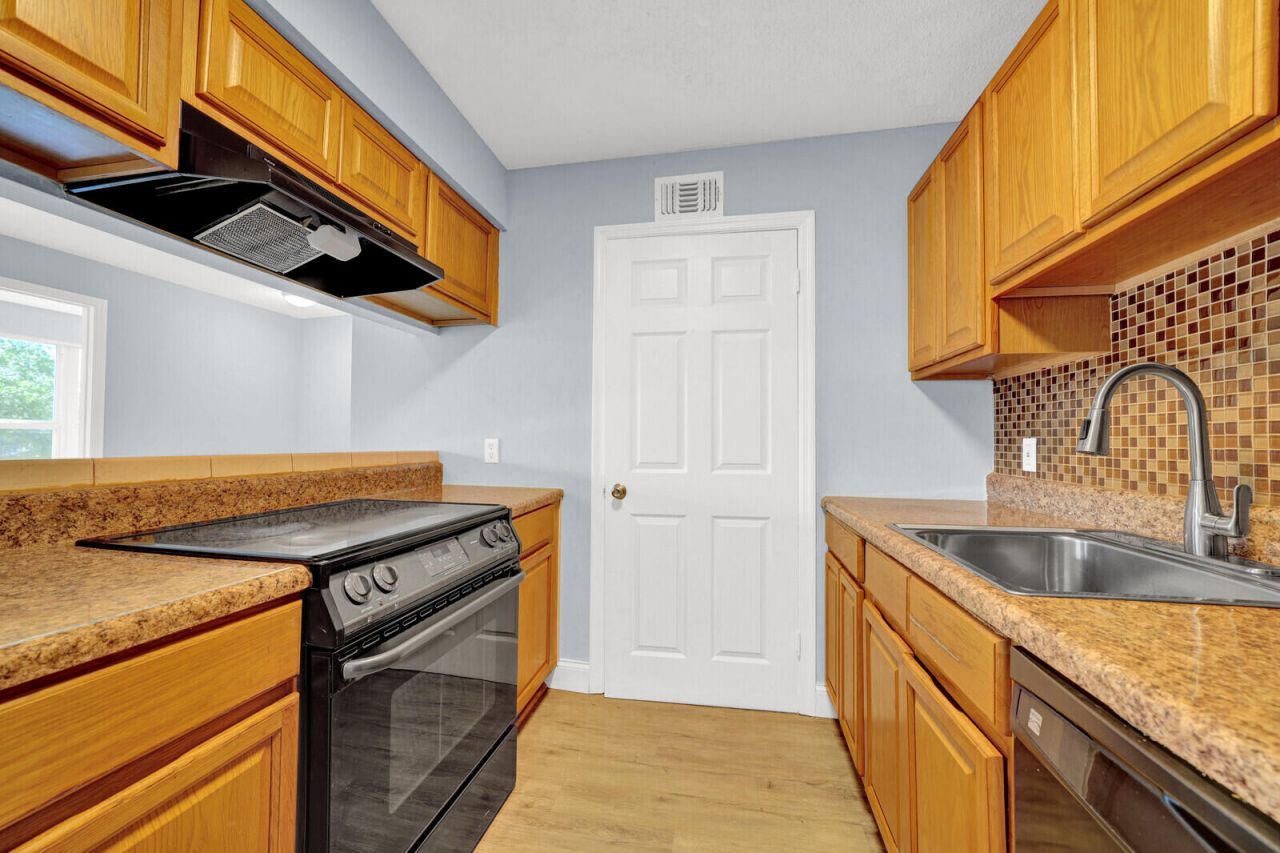 2301 N Congress Avenue, Unit 25, Boynton Beach, FL 33426 Photo