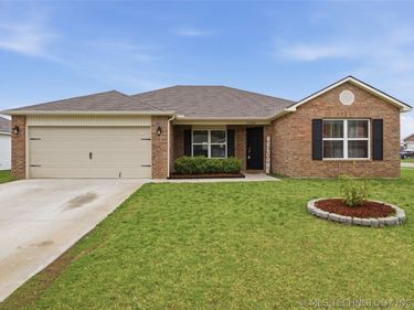 23434 S Donna Lane , Claremore, OK 74019