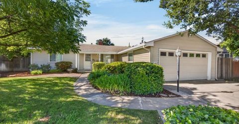 4549 Lippi Pkwy, Sacramento, CA 95823 Photo