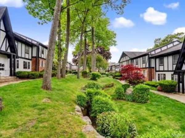129 Parkside Drive , Suffern, NY 10901