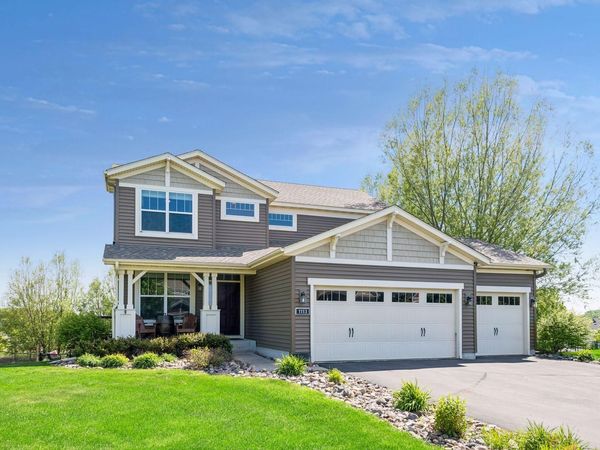 1113 Prairie View Lane, Waconia, MN 55387