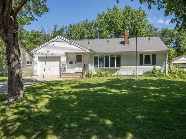 607 Swan Street, Le Sueur, MN 56058