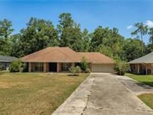 909 TRANQUILITY Drive , Pearl River, LA 70452