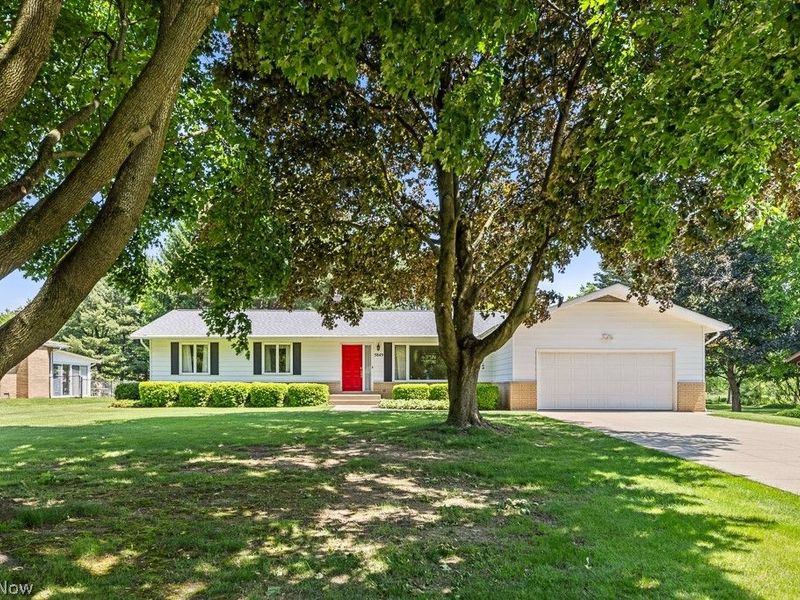 5849 Iva Drive, Akron, OH 44319 Photo 2