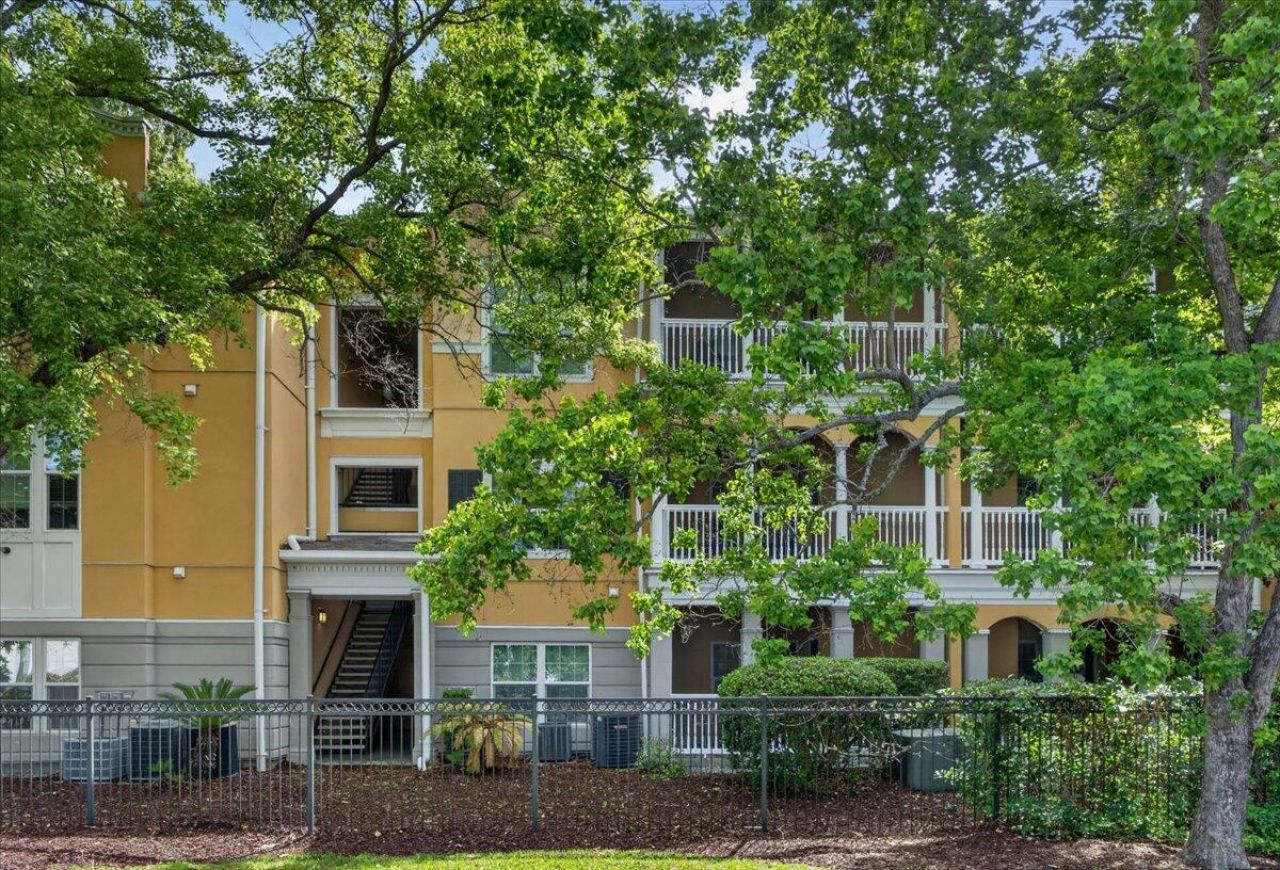 1023 Telfair Way Photo 37