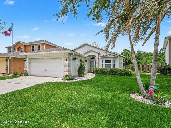 2194 Spring Creek Circle NE, Palm Bay, FL 32905