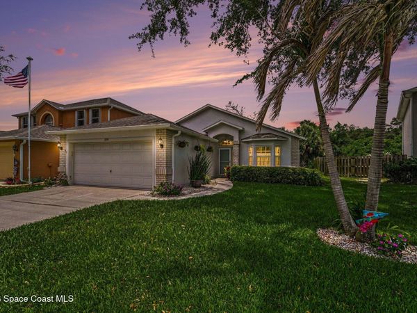 2194 Spring Creek Circle NE, Palm Bay, FL 32905