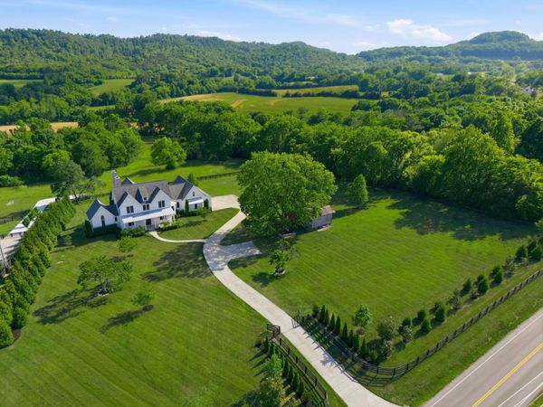 9643 Clovercroft Rd , Nolensville, TN 37135
