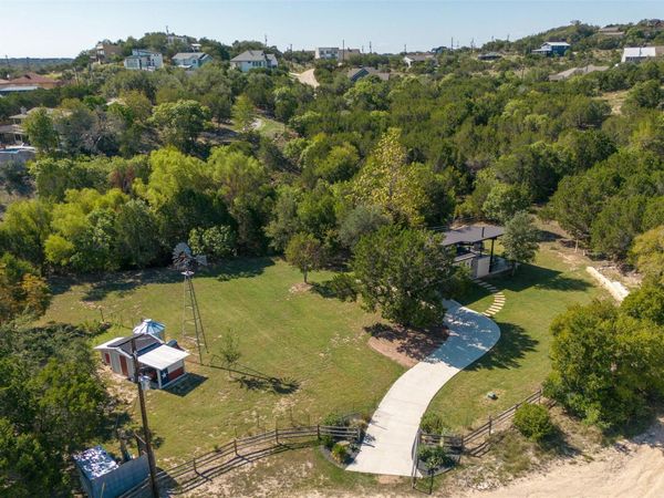 10501 Lake Park DR , Dripping Springs, TX 78620