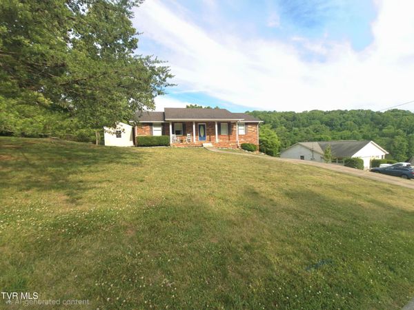 208 Tanner Court, Kingsport, TN 37660