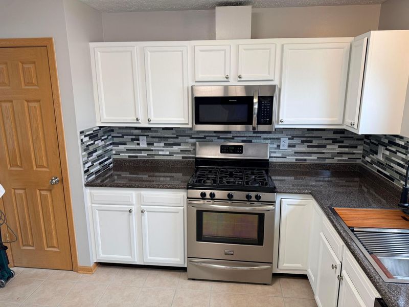 1149 Dorset Drive, London, OH 43140 Photo 5