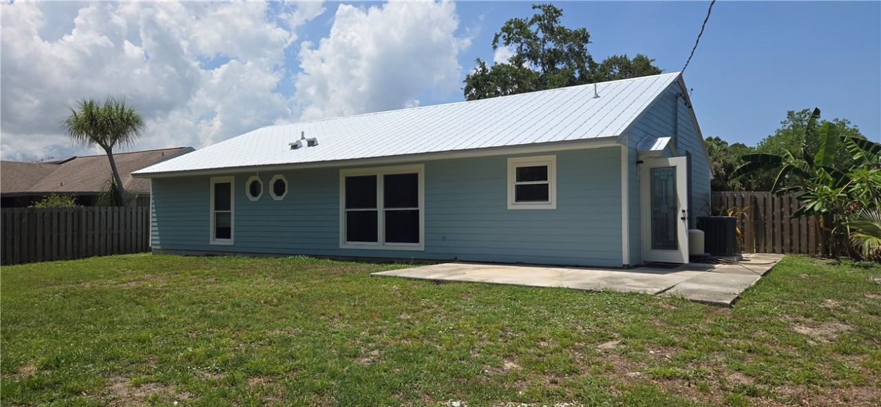 7503 Paso Robles Boulevard, Fort Pierce, FL 34951 Photo