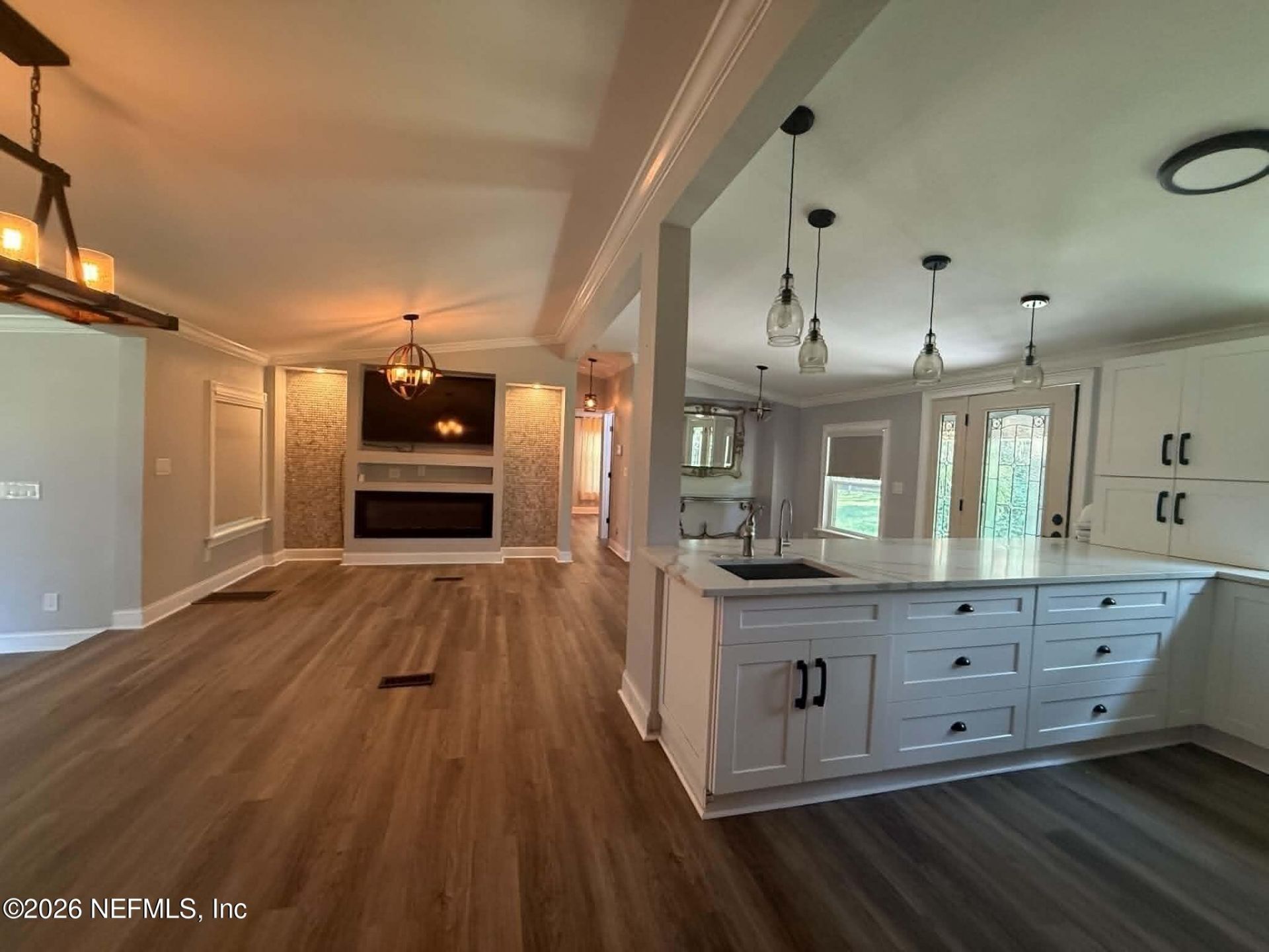 126 E East End Road, San Mateo, FL 32187 Photo