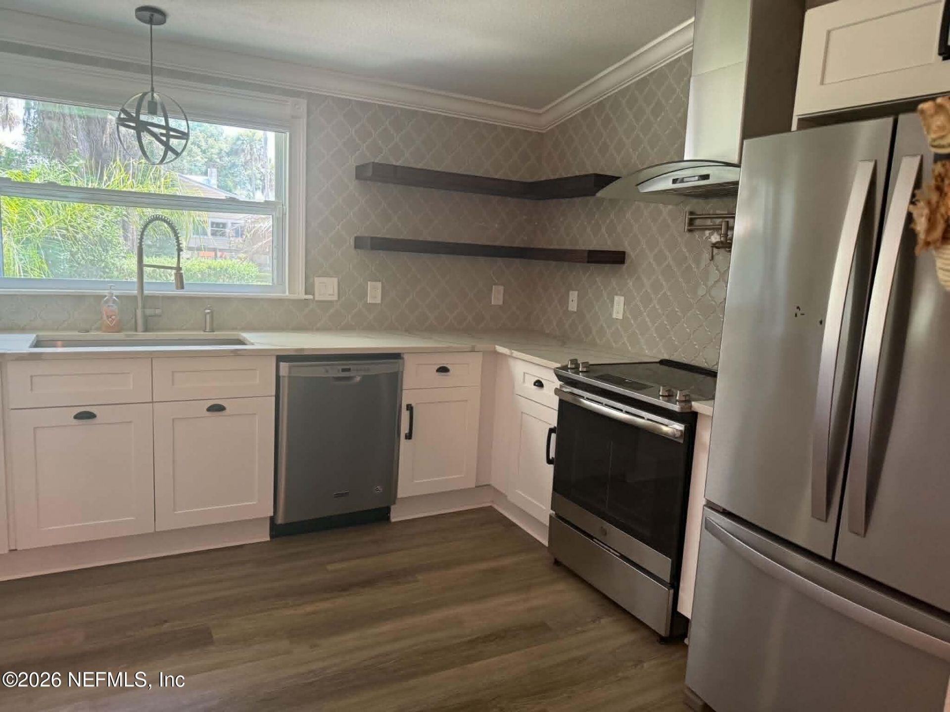 126 E East End Road, San Mateo, FL 32187 Photo