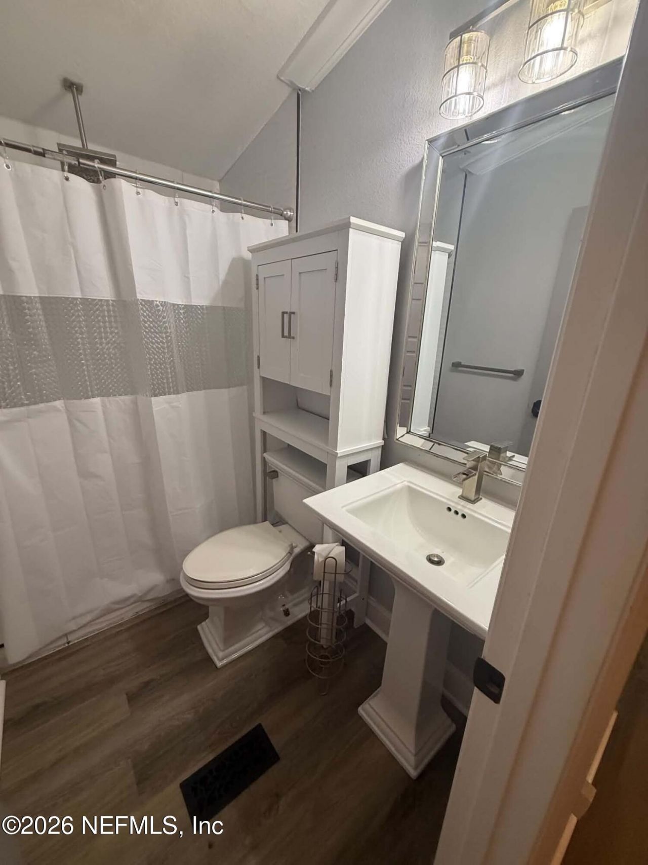 126 E East End Road, San Mateo, FL 32187 Photo