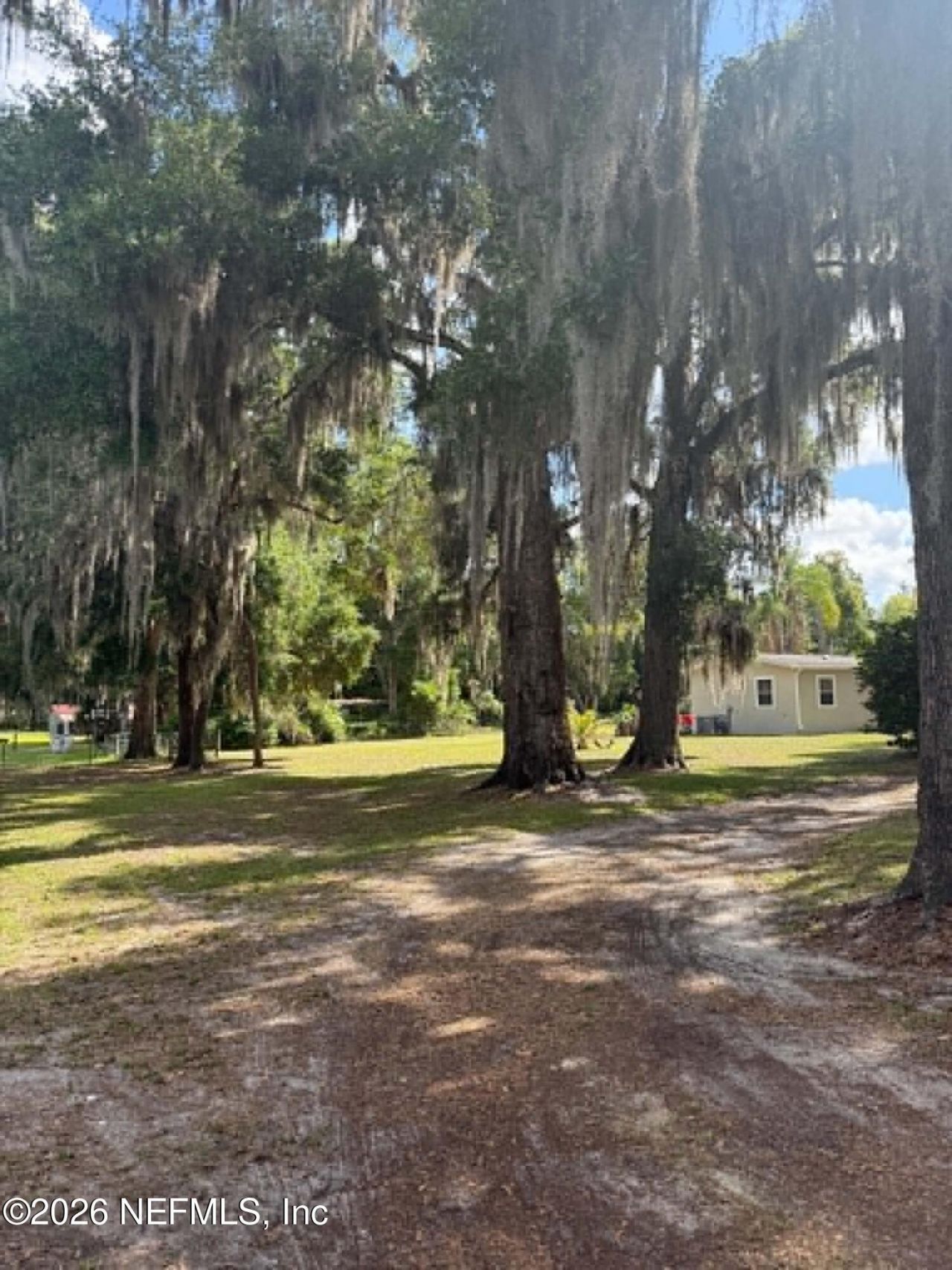 126 E East End Road, San Mateo, FL 32187 Photo
