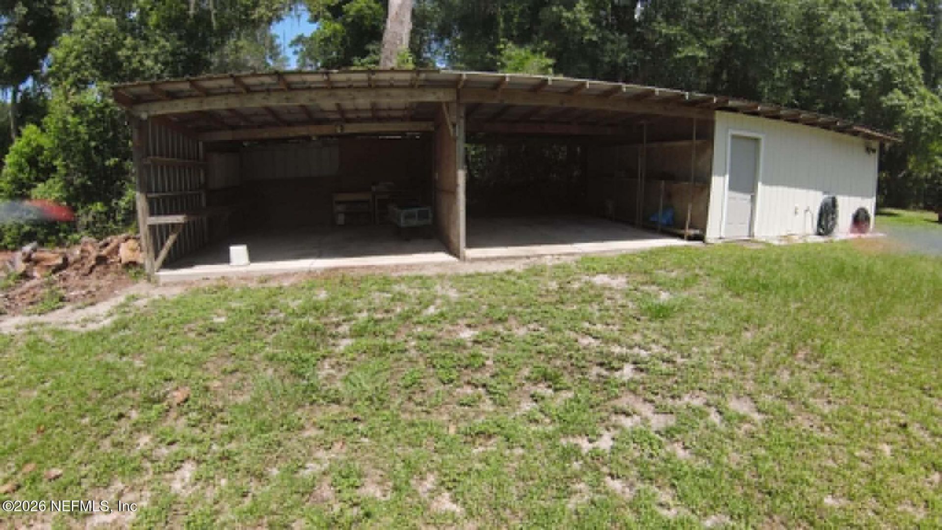 126 E East End Road, San Mateo, FL 32187 Photo